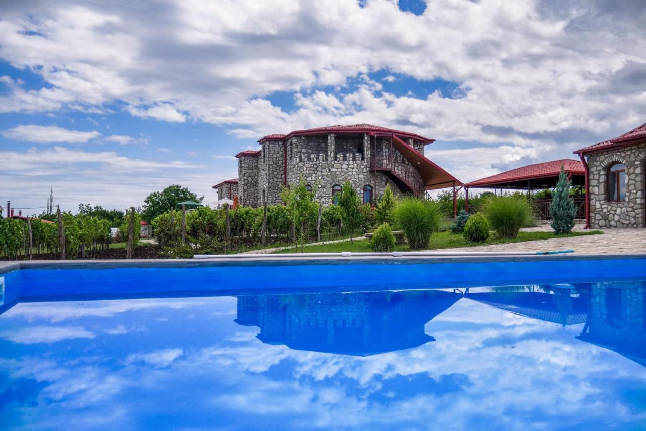 Chateau Tetri Bairagebi White Flags Kisiskhevi Экстерьер фото