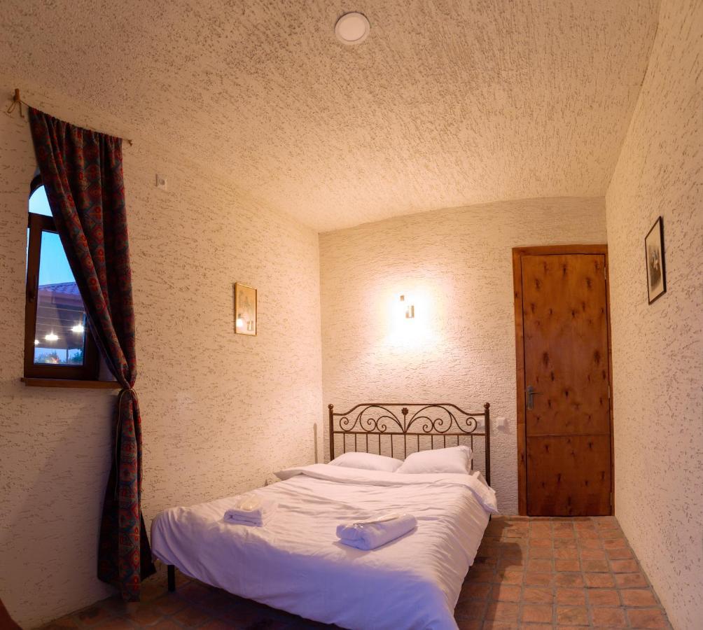 Chateau Tetri Bairagebi White Flags Kisiskhevi Экстерьер фото