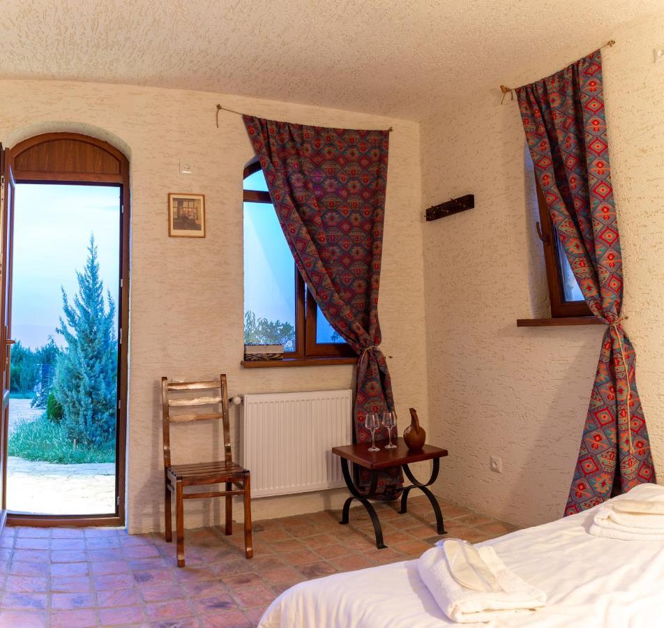 Chateau Tetri Bairagebi White Flags Kisiskhevi Экстерьер фото