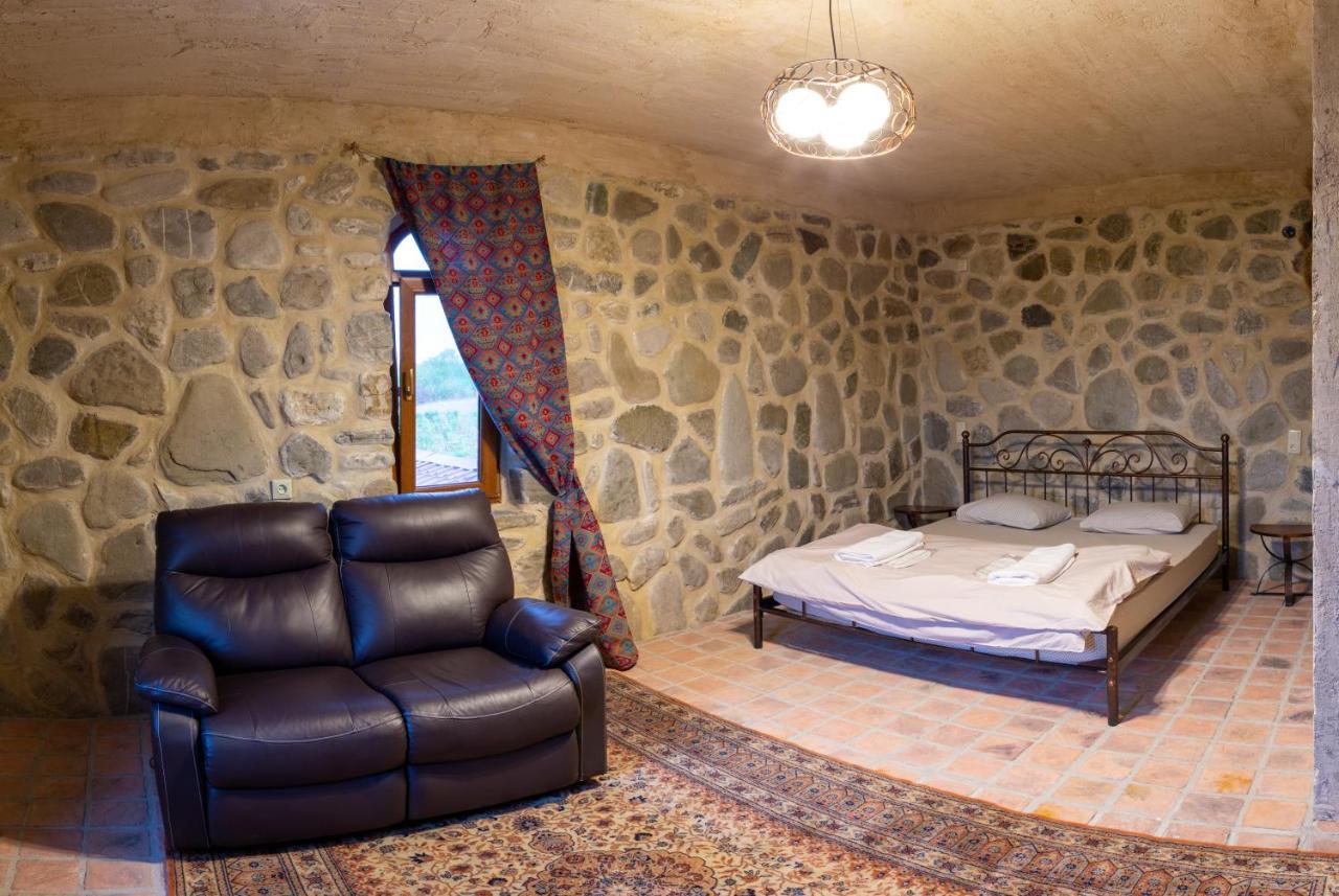 Chateau Tetri Bairagebi White Flags Kisiskhevi Экстерьер фото